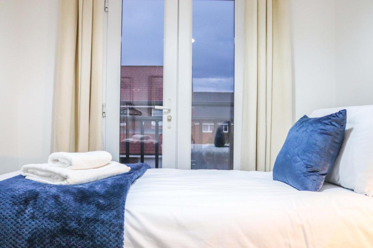 Cosy - Modern - Accommodation - In Heart Of Northumberland 滨海纽比金 外观 照片