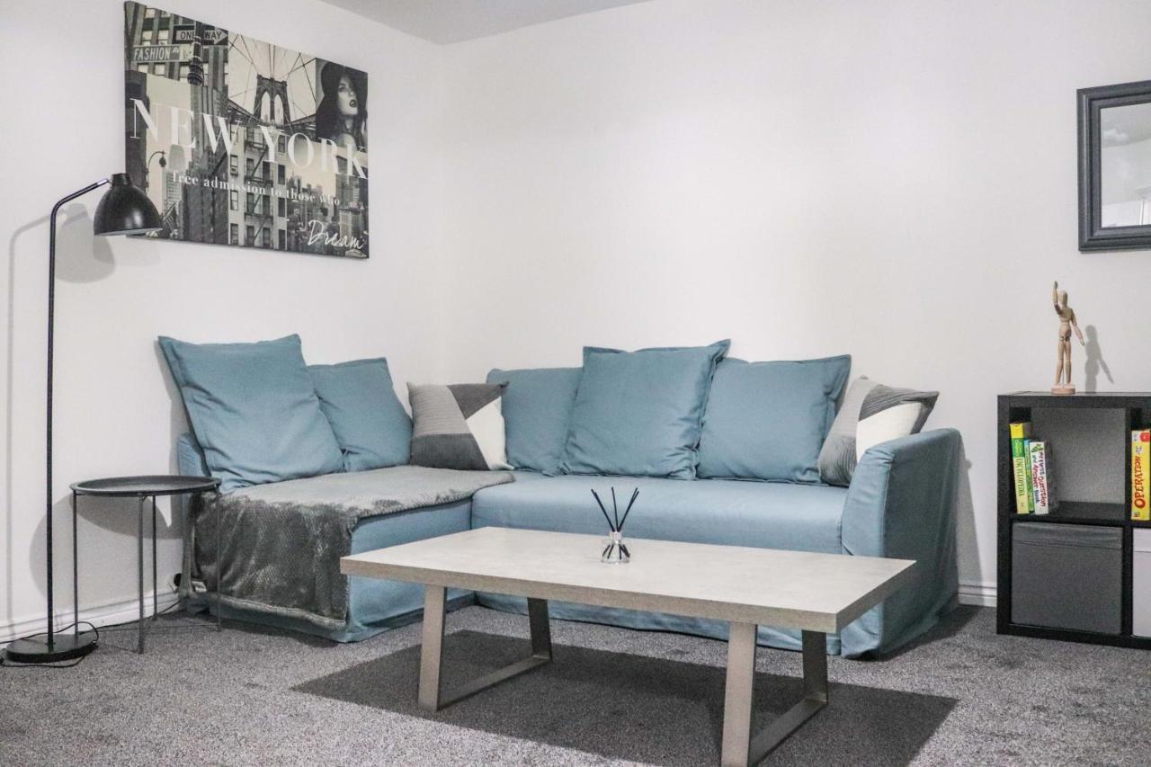 Cosy - Modern - Accommodation - In Heart Of Northumberland 滨海纽比金 外观 照片